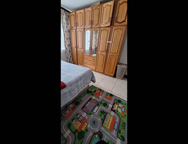 2 BEDROOM APARTMENT FOR SALE IN ESSENWOOD